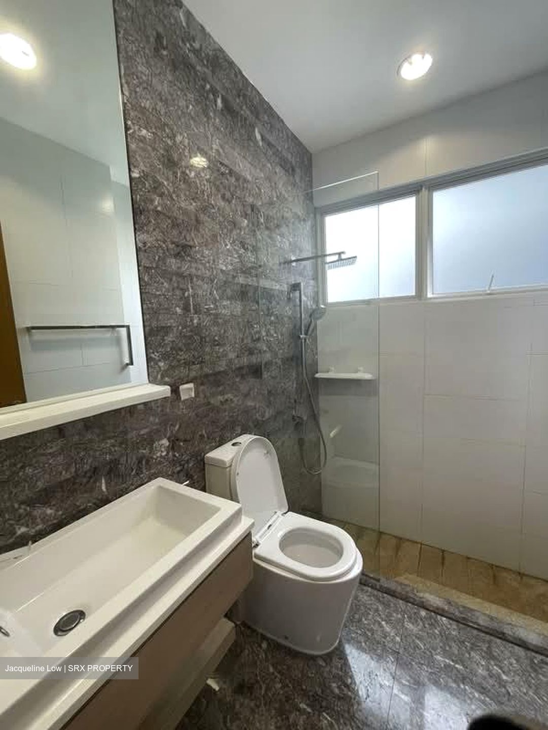 The Greenwich (D28), Condominium #577441031